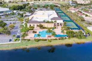 7518 Fairfax Dr, Tamarac, FL 33321 - Photo 61