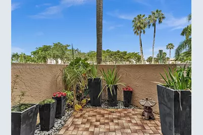 7518 Fairfax Dr #110, Tamarac, FL 33321 - Photo 45