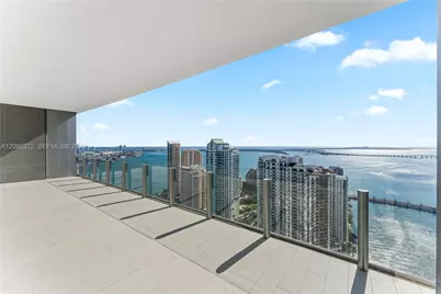 300 Biscayne Blvd Way #4102, Miami, FL 33131 - Photo 3