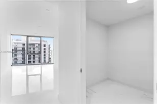 300 Biscayne Blvd Way, Miami, FL 33131 - Photo 19