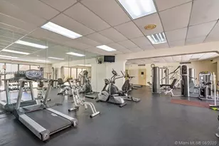 210 174th St, Sunny Isles Beach, FL 33160 - Photo 33
