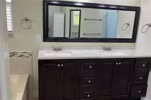 19409 NW 24th Pl, Pembroke Pines, FL 33029 - Photo 59