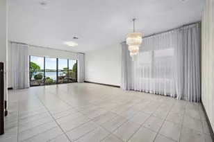 15742 NW 88th Ave, Miami Lakes, FL 33018 - Photo 9