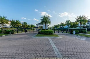 15742 NW 88th Ave, Miami Lakes, FL 33018 - Photo 53