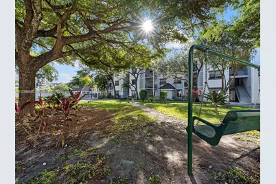 11225 W Atlantic Blvd #302, Coral Springs, FL 33071 - Photo 7