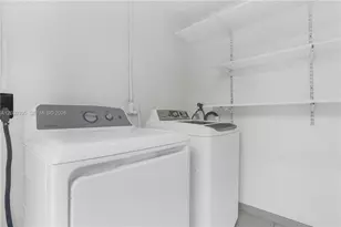 9441 SW 27th Dr, Miami, FL 33165 - Photo 23