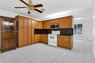 9441 SW 27th Dr, Miami, FL 33165 - Photo 17