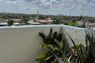 5050 NW 7th St, Miami, FL 33126 - Photo 25
