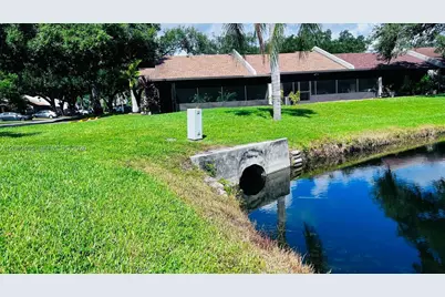 1531 NW 98th Ave, Pembroke Pines, FL 33024 - Photo 37