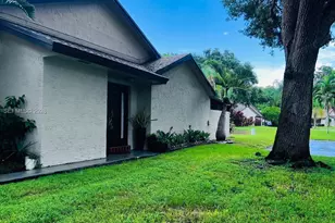 1531 NW 98th Ave, Pembroke Pines, FL 33024 - Photo 29