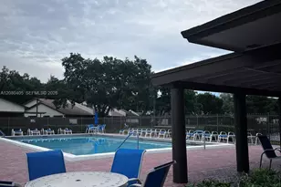 1531 NW 98th Ave, Pembroke Pines, FL 33024 - Photo 41