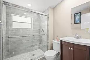 3609 Townhouse Ct, West Palm Beach, FL 33407 - Photo 5
