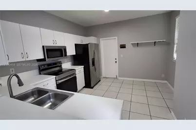 3790 San Simeon Cir #1, Weston, FL 33331 - Photo 13
