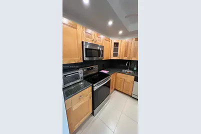 20500 W Country Club Dr #204, Aventura, FL 33180 - Photo 1