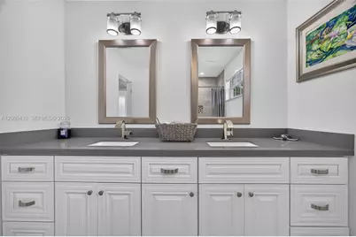 18211 SW 95th Ct, Palmetto Bay, FL 33157 - Photo 23