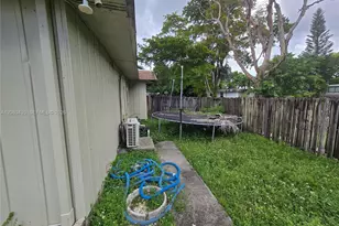 7912 NW 73rd Ave, Tamarac, FL 33321 - Photo 21
