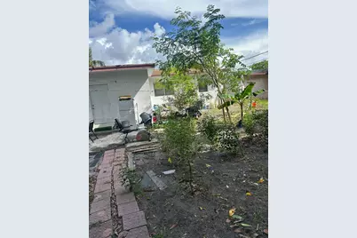 1500 NE 150th St, Miami, FL 33161 - Photo 25