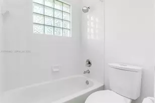 171 SW 101st Ave, Plantation, FL 33324 - Photo 19