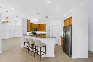 171 SW 101st Ave, Plantation, FL 33324 - Photo 13