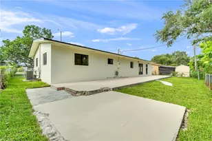6235 SW 24th St, Miami, FL 33147 - Photo 33