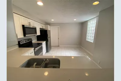 1575 Veracruz Ln, Weston, FL 33327 - Photo 15