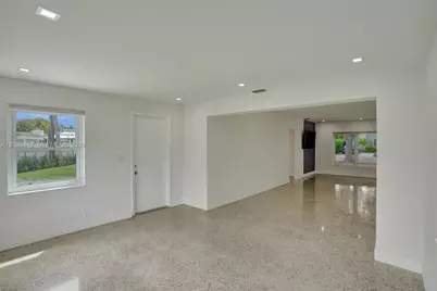2125 Alamanda Dr, North Miami, FL 33181 - Photo 21