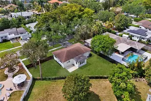 2125 Alamanda Dr, North Miami, FL 33181 - Photo 1