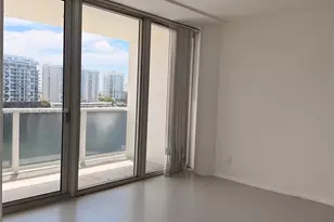 900 Bay Dr, Miami Beach, FL 33141 - Photo 19