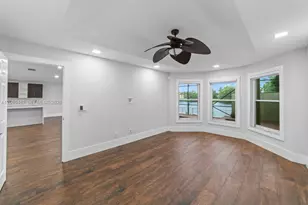 18096 SW 29th St, Miramar, FL 33029 - Photo 9