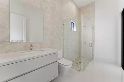 10005 SW 66th St, Miami, FL 33173 - Photo 15