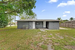 1843 Lauderdale Manor Dr, Fort Lauderdale, FL 33311 - Photo 5