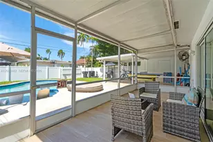 821 Harrison St, Hollywood, FL 33019 - Photo 33