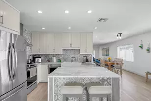 821 Harrison St, Hollywood, FL 33019 - Photo 13