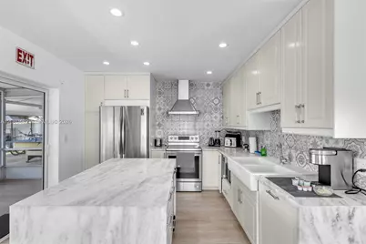 821 Harrison St #821, Hollywood, FL 33019 - Photo 3