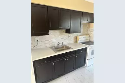 13990 NE 20th Ct #3, North Miami Beach, FL 33181 - Photo 1