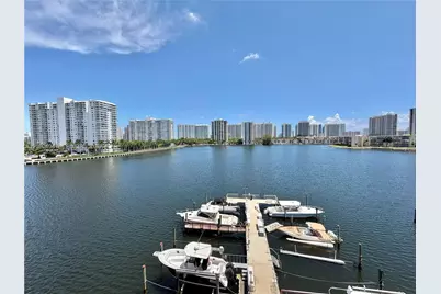 18081 Biscayne Blvd #504, Aventura, FL 33160 - Photo 57
