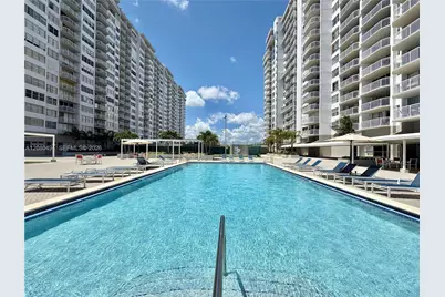 18081 Biscayne Blvd #504, Aventura, FL 33160 - Photo 49