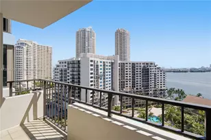 520 Brickell Key Dr, Miami, FL 33131 - Photo 17