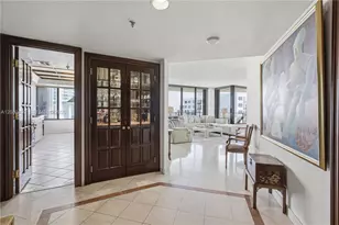 520 Brickell Key Dr, Miami, FL 33131 - Photo 3