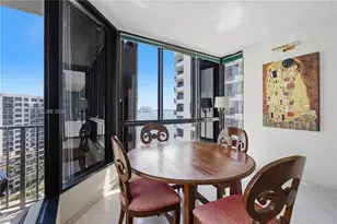 520 Brickell Key Dr, Miami, FL 33131 - Photo 9