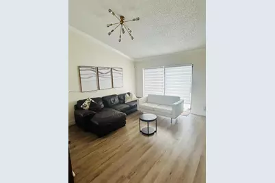 7342 NW 38th Pl, Coral Springs, FL 33065 - Photo 5