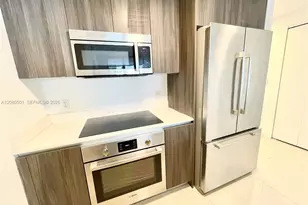 488 NE 18th St, Miami, FL 33132 - Photo 5