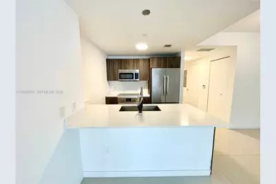 488 NE 18th St #2204, Miami, FL 33132 - Photo 3