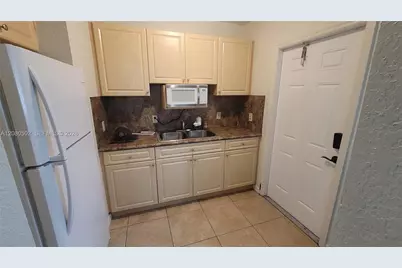 2400 NW 152nd St, Miami Gardens, FL 33054 - Photo 3
