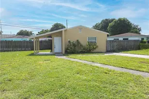 2400 NW 152nd St, Miami Gardens, FL 33054 - Photo 11