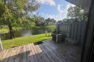 173 SW 3rd St, Pompano Beach, FL 33060 - Photo 13