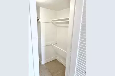 1400 NE 169th St #305, Miami, FL 33162 - Photo 7