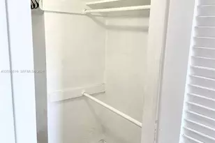1400 NE 169th St, Miami, FL 33162 - Photo 7