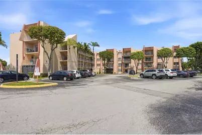13701 Kendale Lakes Cir #B-207, Miami, FL 33183 - Photo 1