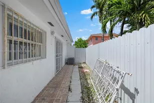 2028 SW 103rd Ct, Miami, FL 33165 - Photo 29